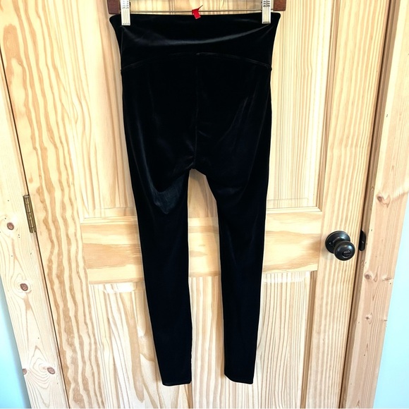 Spanx Black Velvet Leggings. Size Medium. - Picture 5 of 10